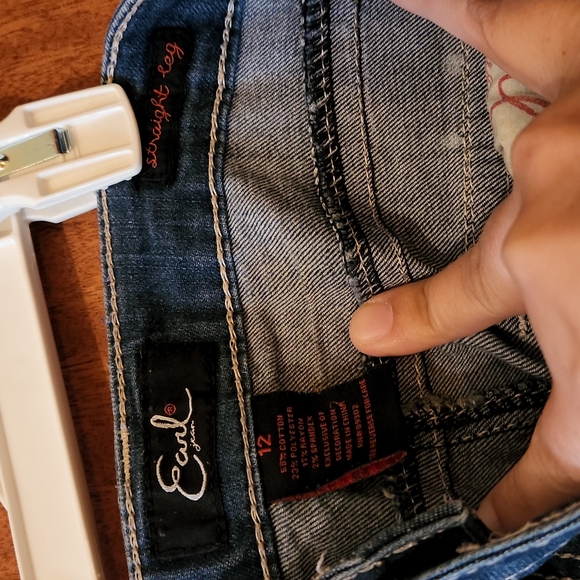 EARL JEANS - Picture 10 of 12